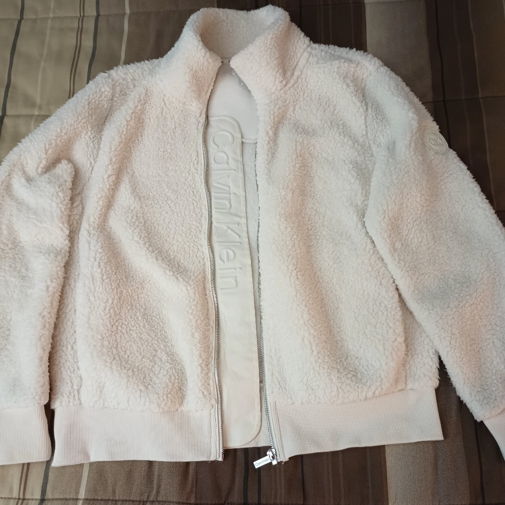 Calvin Klein Cream Teddy Fleece Jacket M - Picture 4 of 11